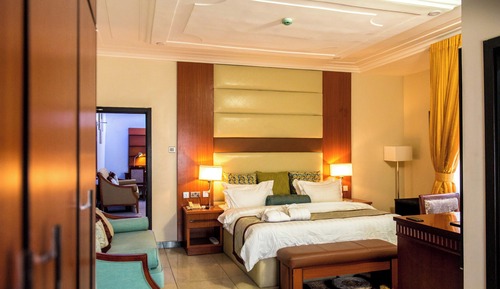Exclusive Suite