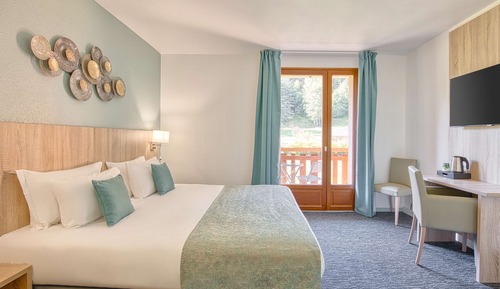 Classic Room, 1 King Bed, Non Smoking, Bathtub