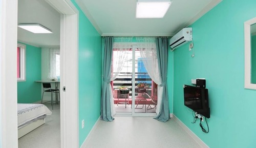 Room (R4-2 [Bed + Living Room (Two Rooms) /)