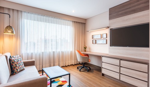 Junior Suite, 1 Bedroom, Non Smoking, City View