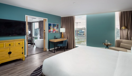 Signature Suite