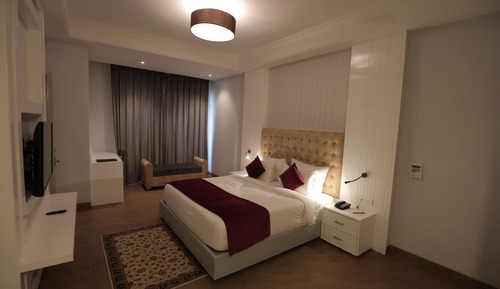 Suite, 1 Double Bed, Non Smoking
