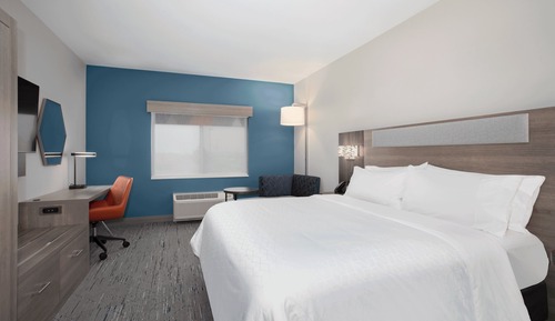Standard Room, 1 King Bed