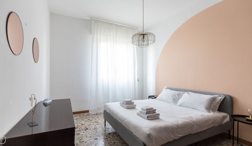 Apartment (2 Bedrooms)