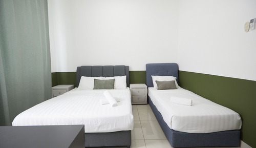 Garden Triple Room