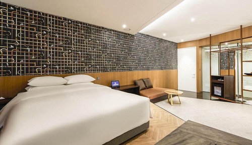 Superior Suite