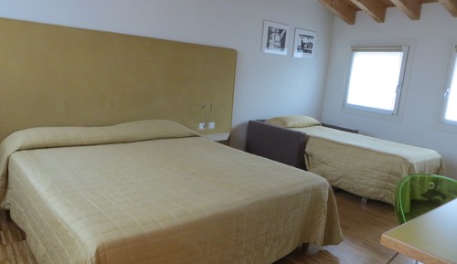 Family Room, 1 Bedroom