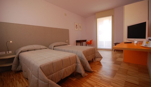 Twin Room, 2 Twin Beds