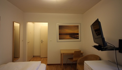 Basic Studio, 1 Twin Bed, Non Smoking
