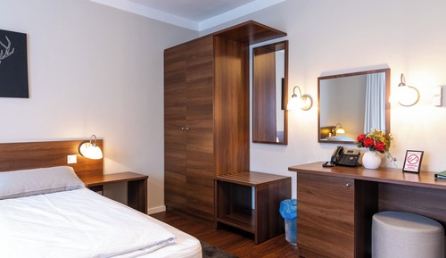 Superior Triple Room, Garden View