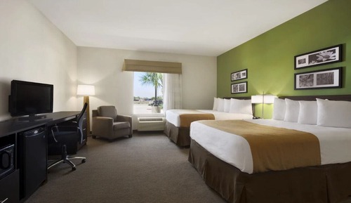 Room, 2 Queen Beds, Accessible