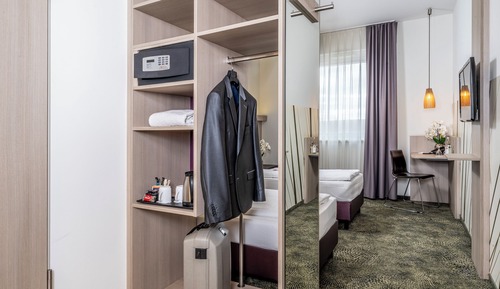 Business Room, 3 Twin Beds