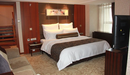 Deluxe Suite, 2 King Bed, Non Smoking