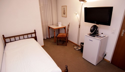 Economy Single Room