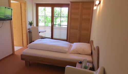 Classic Single Room