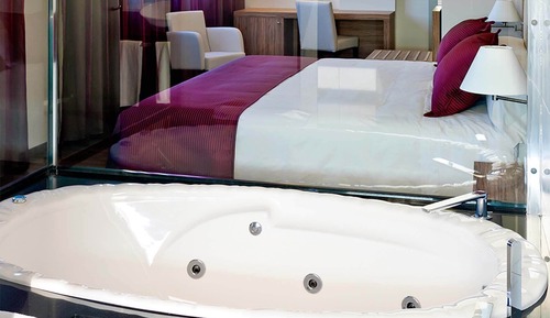 Premium Double Room, 1 King Bed, Hot Tub, Lagoon View (Platinum)