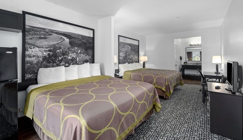 Room, 2 Queen Beds, Non Smoking (Efficiency)