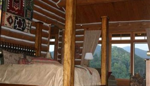 Blackberry Suite, 1 King Bed, 1 Queen Bed, 1 Single Bed, Jetted Tub, Refrigerator & Microwave