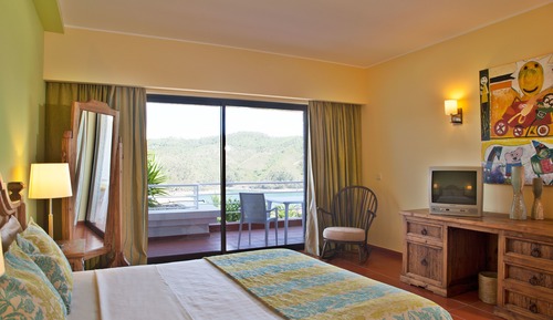 Superior Apartment, Lake View