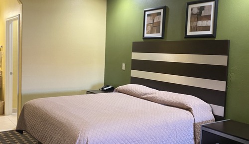 Standard Single Room, 1 King Bed