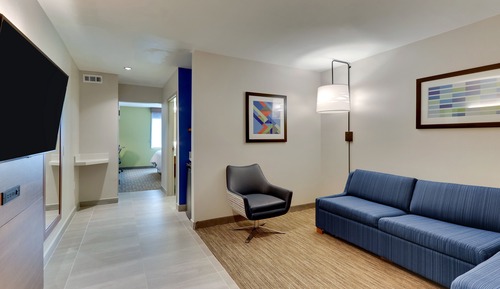 Suite, 1 Bedroom, Accessible (Mobility, Tub)