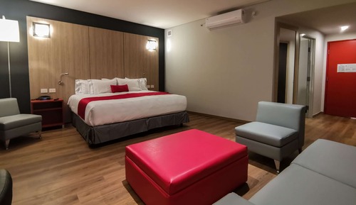 Junior Suite, 1 King Bed, Non Smoking