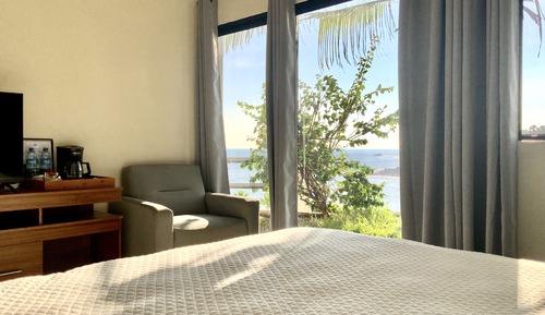 Panoramic Room