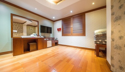 Room (Standard Room(floor heating system))