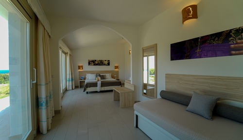Comfort Triple Room, Sea View