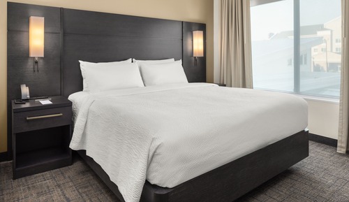 Suite, 1 Bedroom (Hearing Accessible)