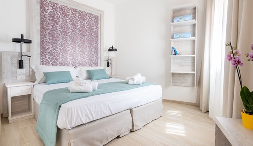 Suite, Sea View