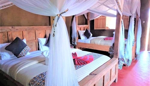 Comfort Cabin