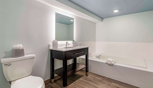 Room, 2 Queen Beds, Non Smoking (Upgrade)