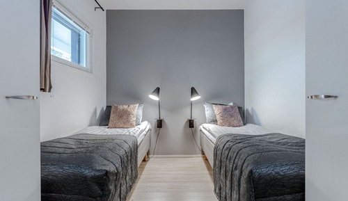 Apartment, 2 Bedrooms, Annex Building