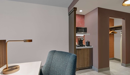 Deluxe Room, 1 King Bed, Accessible (Hearing)