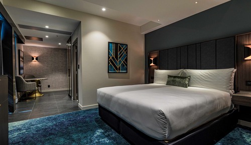 Deluxe Room, 1 King Bed