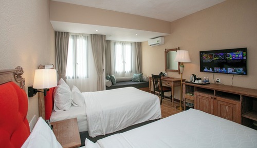 Superior Twin Room