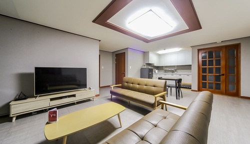 Room (Family room *4 people standard* (2 be)