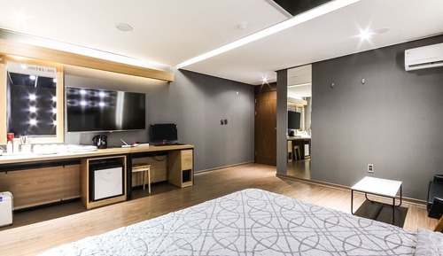 Room (Standard Room)
