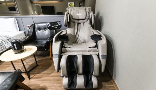 Room (Special Room (Massage Chair))