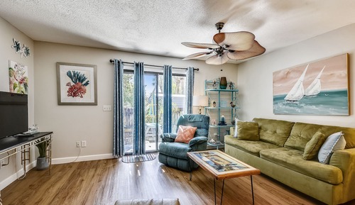Townhome, 2 Bedrooms (BA4111-12)