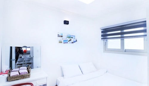 Room (Room 601 (1F))