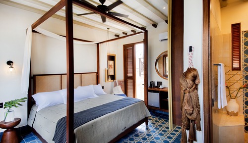 Classic Room, 1 King Bed