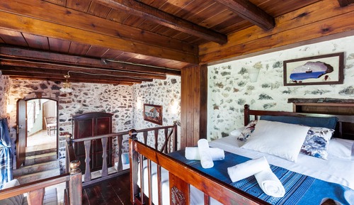 Traditional Villa, Private Pool, Partial Sea View