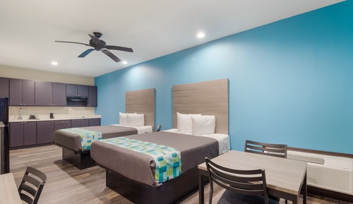 Deluxe Double Room, 2 Double Beds, Kitchenette