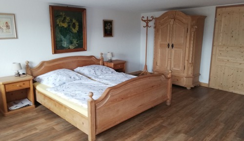 Deluxe Double Room, Private Bathroom (Sonnenblumenzimmer)