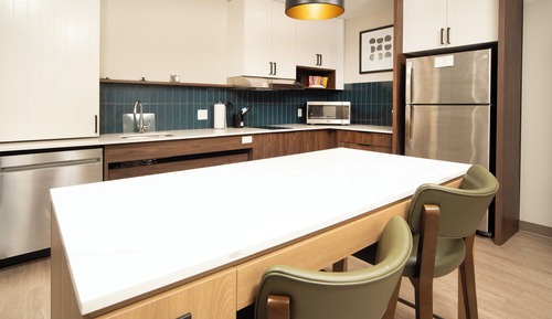 Suite, 1 Bedroom, Accessible (Communications)