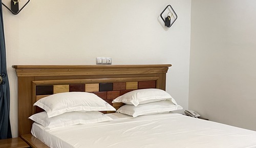 Executive Studio Suite