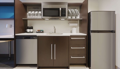 Suite, 1 King Bed, Accessible, Bathtub