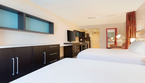 Studio, 2 Queen Beds, Accessible (Hearing)